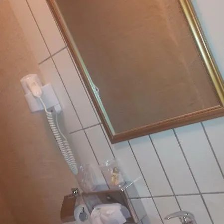 Drei Tannen 3*